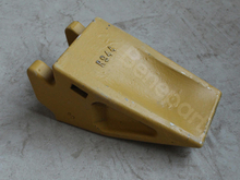 R944